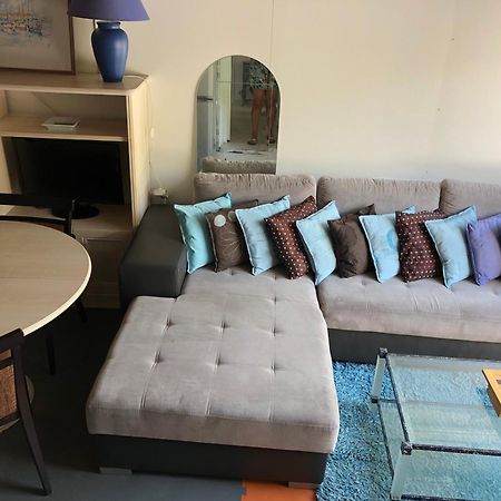 Villa Climatisee, Piscine Privee Chauffee, Fitness Proche Cannes, Frejus, St Raphael, Grasse モントルー エクステリア 写真